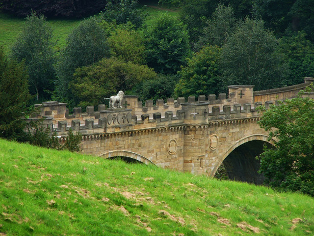 File:The Lion Bridge - geograph.org.uk - 919287.jpg