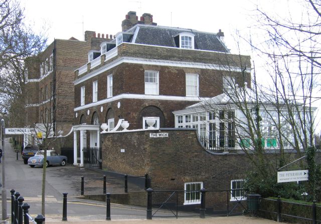 File:The Wick, Richmond Hill, Richmond, Surrey.jpg
