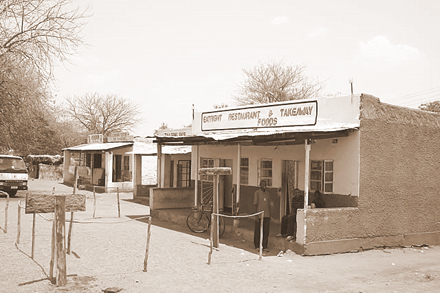 File:Retail Shop Masvingo.jpg