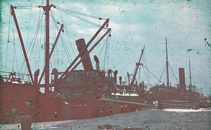 File:Bundesarchiv N 1603 Bild-097, Russland, Kertsch, Schiffe im Hafen.jpg