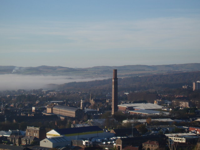 File:Cox's Stack - geograph.org.uk - 2895123.jpg