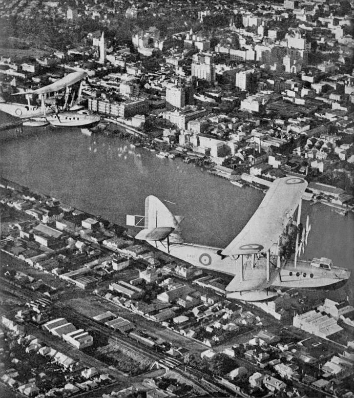 File:StateLibQld 1 110576 cropped.jpg