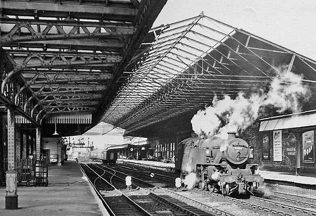 File:Wakefield Kirkgate Station 2043843 b4dd89c8.jpg