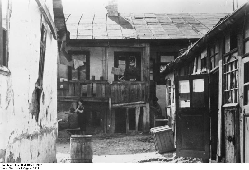 File:Bundesarchiv Bild 183-B13327, Kischinjow, Ghetto, Gebäude.jpg