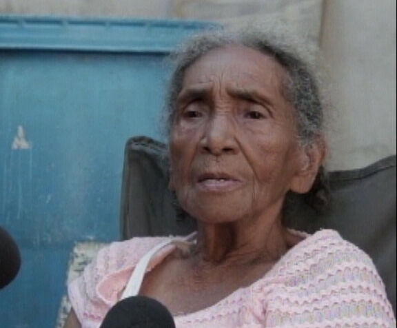 File:Mrs. Ann Olivera Gardenia Village Belize.png