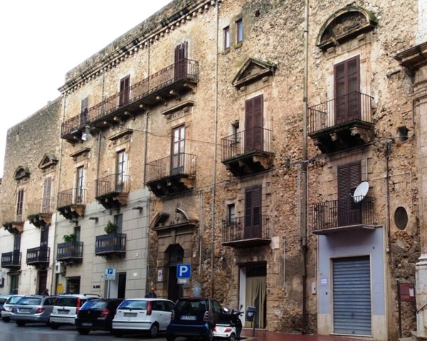 File:Palazzo Rocca.jpg