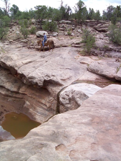 File:SanMiguelPothole.jpg
