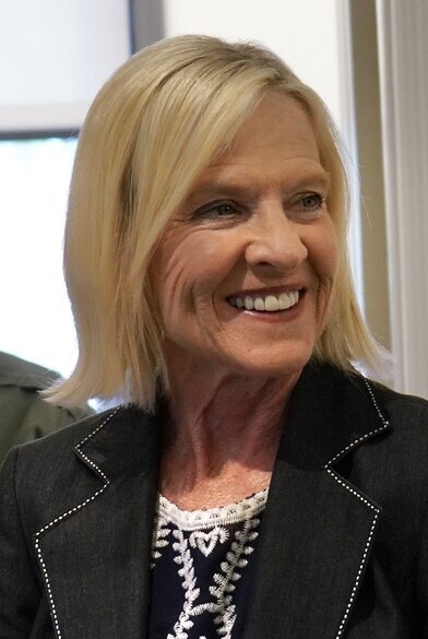 File:Sheriff's House Welcome Center Ribbon Cutting (2e9a4eab-9a7c-47fc-826d-375997671ceb) (cropped).jpg
