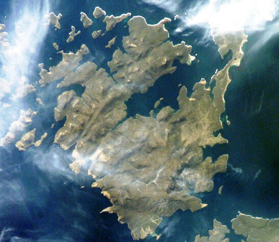 File:Weddell-Island-Satellite-Image.jpg