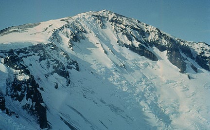 File:Mount Harcourt.jpg
