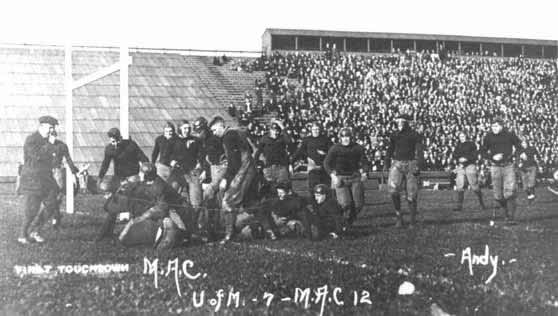 File:UMvsMAC.jpg