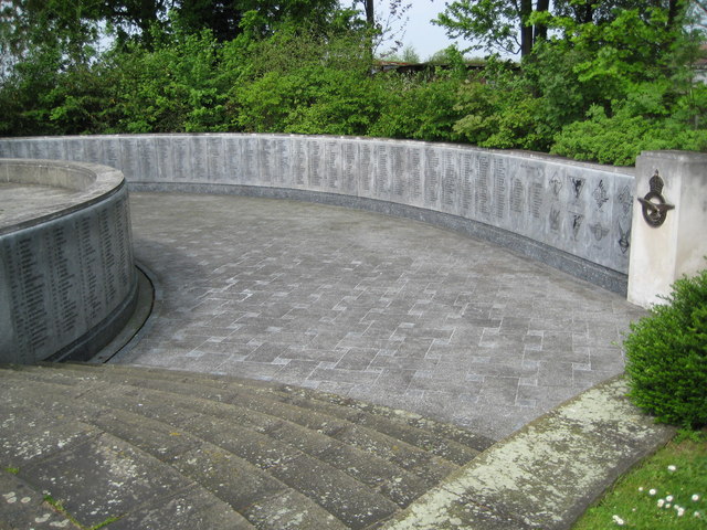 File:Northolt, Polish War Memorial (2) - geograph.org.uk - 796780.jpg