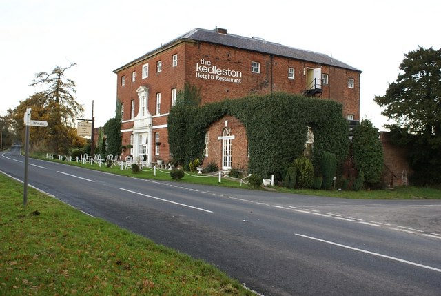 File:The Kedleston Hotel and Restaurant - geograph.org.uk - 284906.jpg