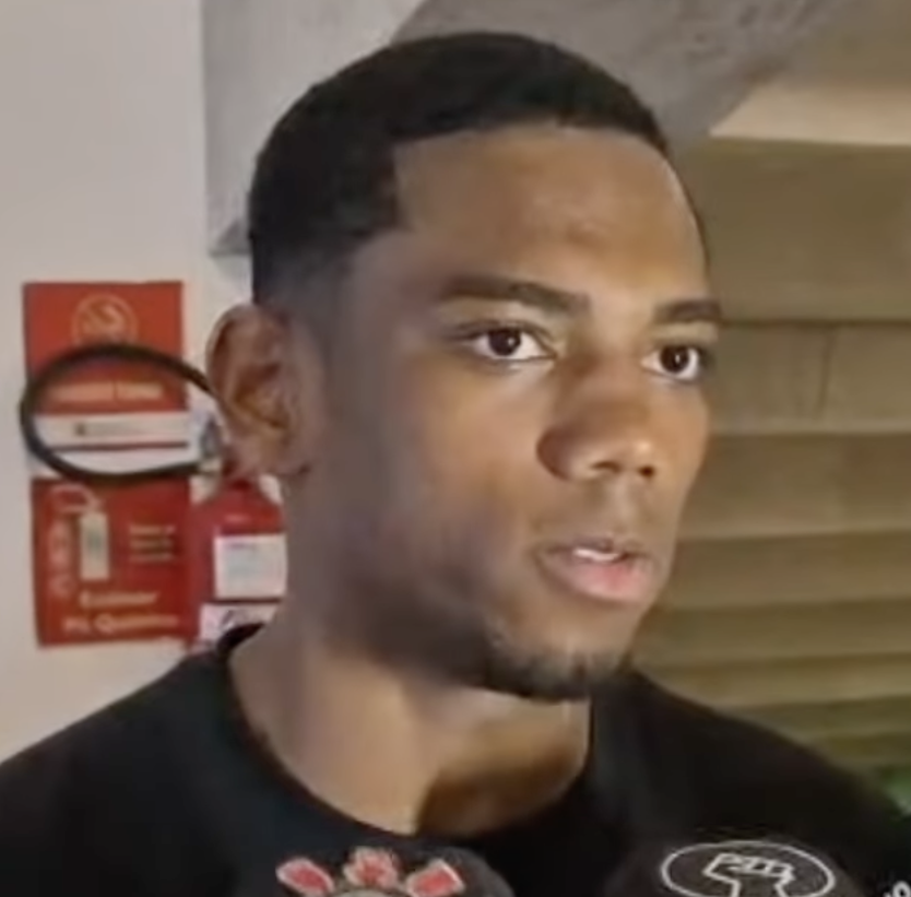 File:Andre-entrevista-2025 (cropped).png