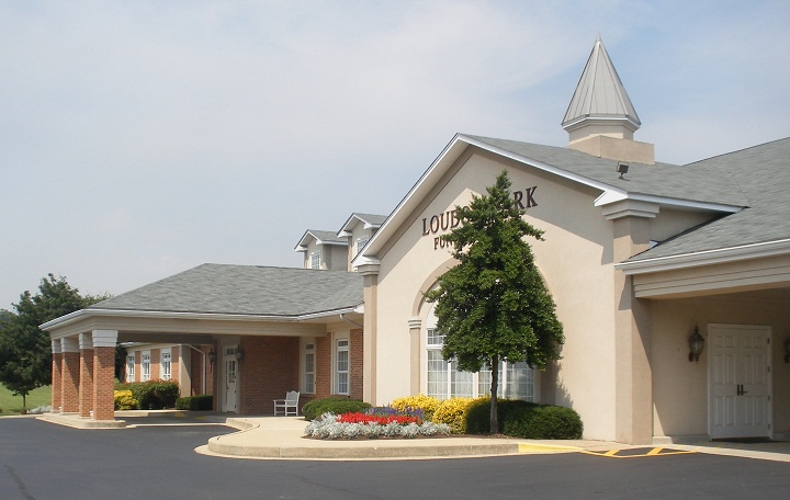 File:LoudonParkCem.FuneralHome&Office.20120611.jpg