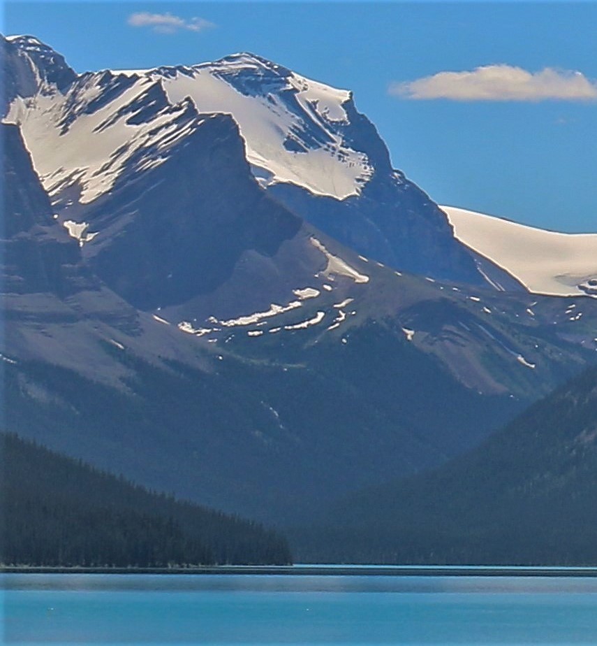 File:Mount Henry MacLeod from Maligne Lake.jpg