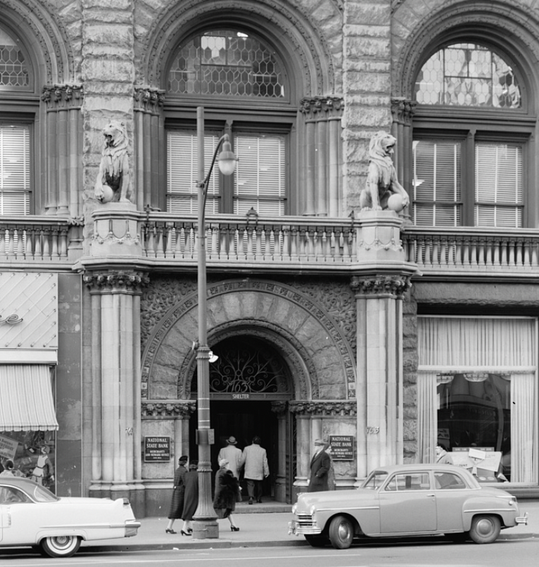 File:PrudentialHomeOfficeNewarkBroadStEntrance.png