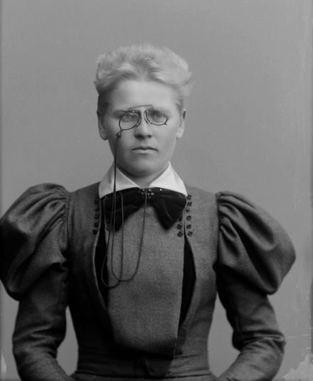 File:Hilda-Kakikoski-1897.jpg