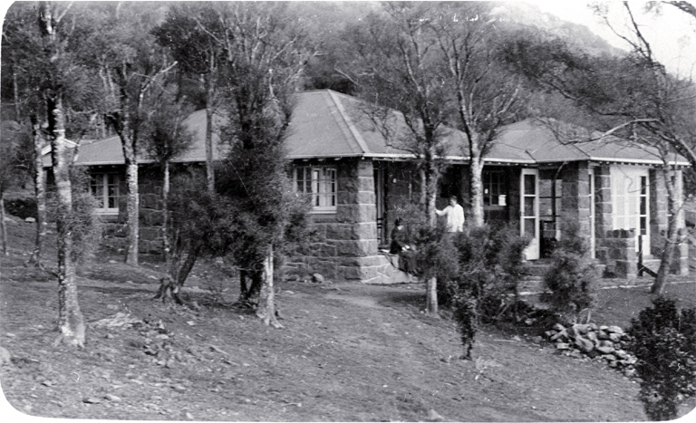 File:Sign of the Bellbird, 1925.jpg