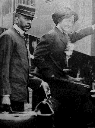 File:Pullman Porter Helping Woman.gif