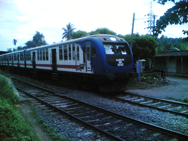 File:SLR S10 DMU.jpg