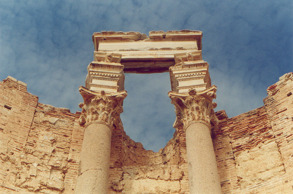 File:Leptis Magna B2.jpg