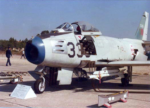 File:F86Sabre01RG.jpg