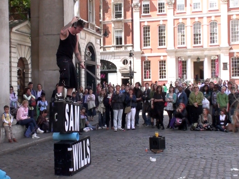 File:Sam Wills Covent Garden May 2009.jpg