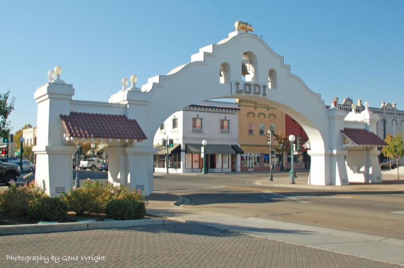 File:Lodi 1450.jpg