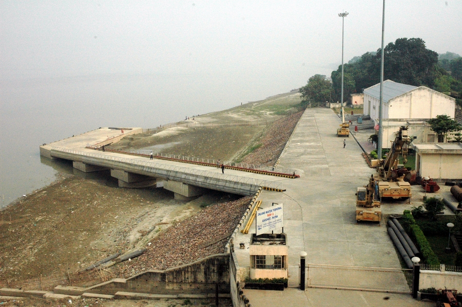 File:Patna river port1.JPG