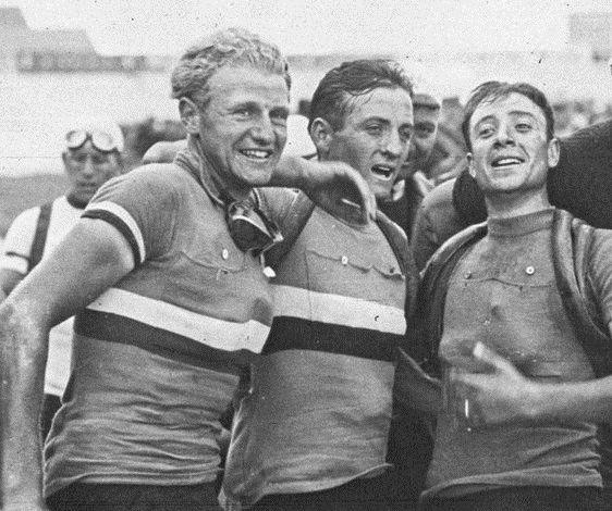 File:Tour de France 1936 btv1b90773095.jpg