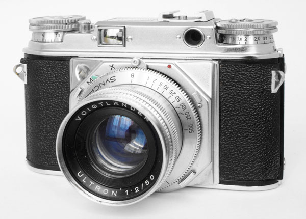File:Voigtlander prominent 3 gd.jpg
