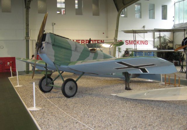 File:Junkers J9 Front.jpg