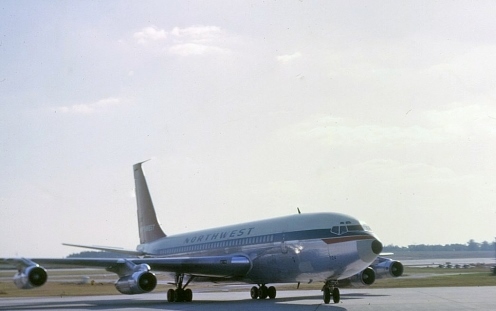 File:Northwest Airlines Boeing 707 Groves N724US (cropped).jpg