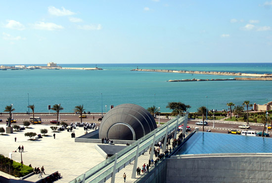 File:Coast of Alexandria, A view From Bibliotheca Alexandrina, Egypt.jpg