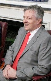 File:Peter Robinson2008.jpg
