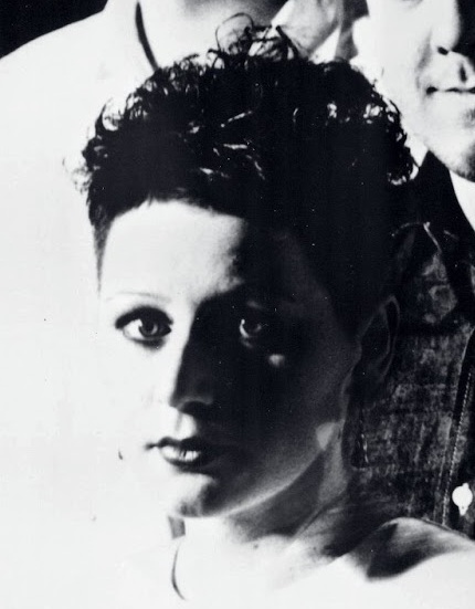 File:Cocteau Twins, The Moon and the Melodies 1986 (cropped).jpg