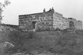 File:Ruins of powderhouse at Magazine Beach, Cambridge, Massachusetts, 1890s.png
