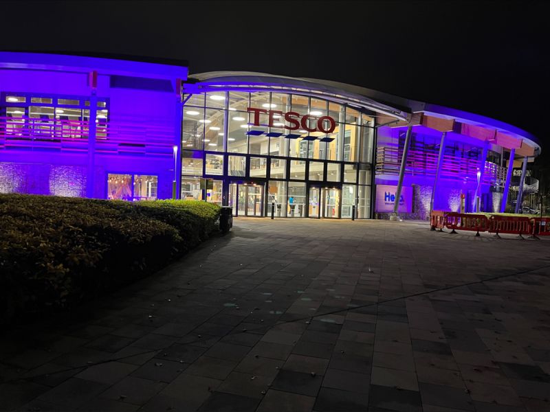 File:Tesco Head Office, Welwyn Garden City, Hertfordshire, England.jpg