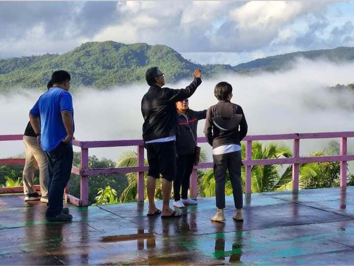 File:Hebacong Sea of Clouds DOT-8 TIEZA inspection.jpg