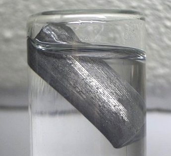 File:Lithium element cropped.jpg