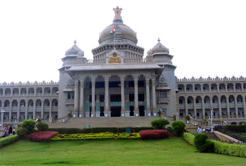 File:Soudha.jpg