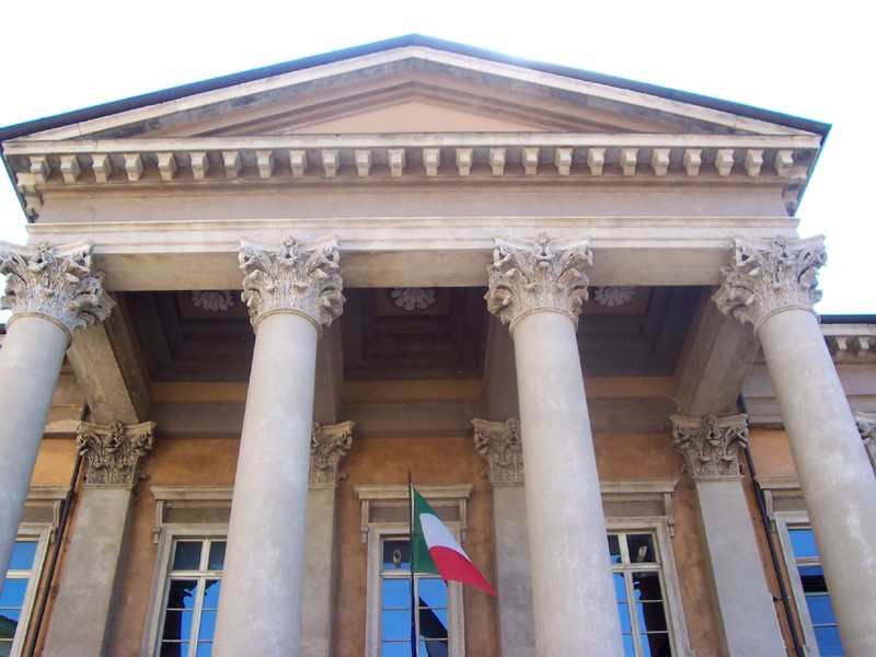 File:085BergamoLiceoSarpi.JPG