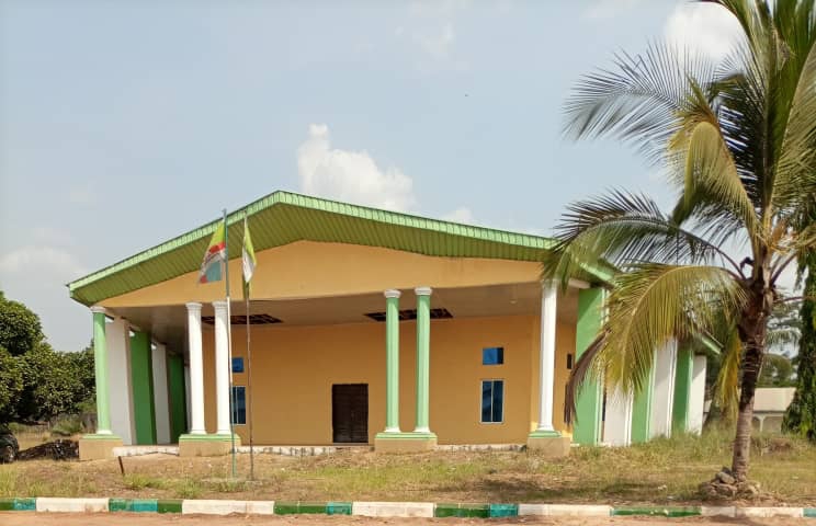 File:Oru East Headquarters Building.jpg