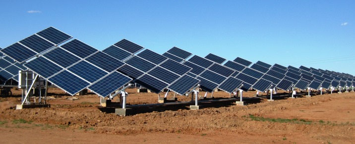 File:Suntrix tilt single axis tracker- Siziwangqi.JPG