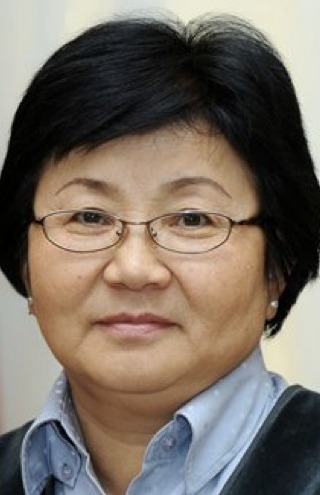 File:Roza Otunbayeva close-up (cropped).jpg