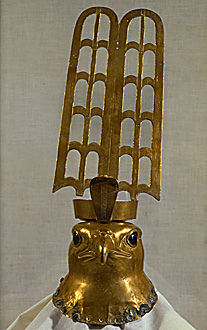 File:Golden head of Horus 01.jpg