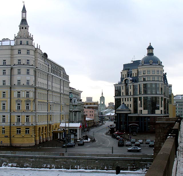File:Moscow balchug.jpg