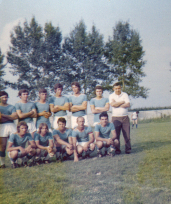File:FK Plavi Dunav 1975.jpg