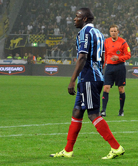 File:Nyasha Mushekwi.jpg